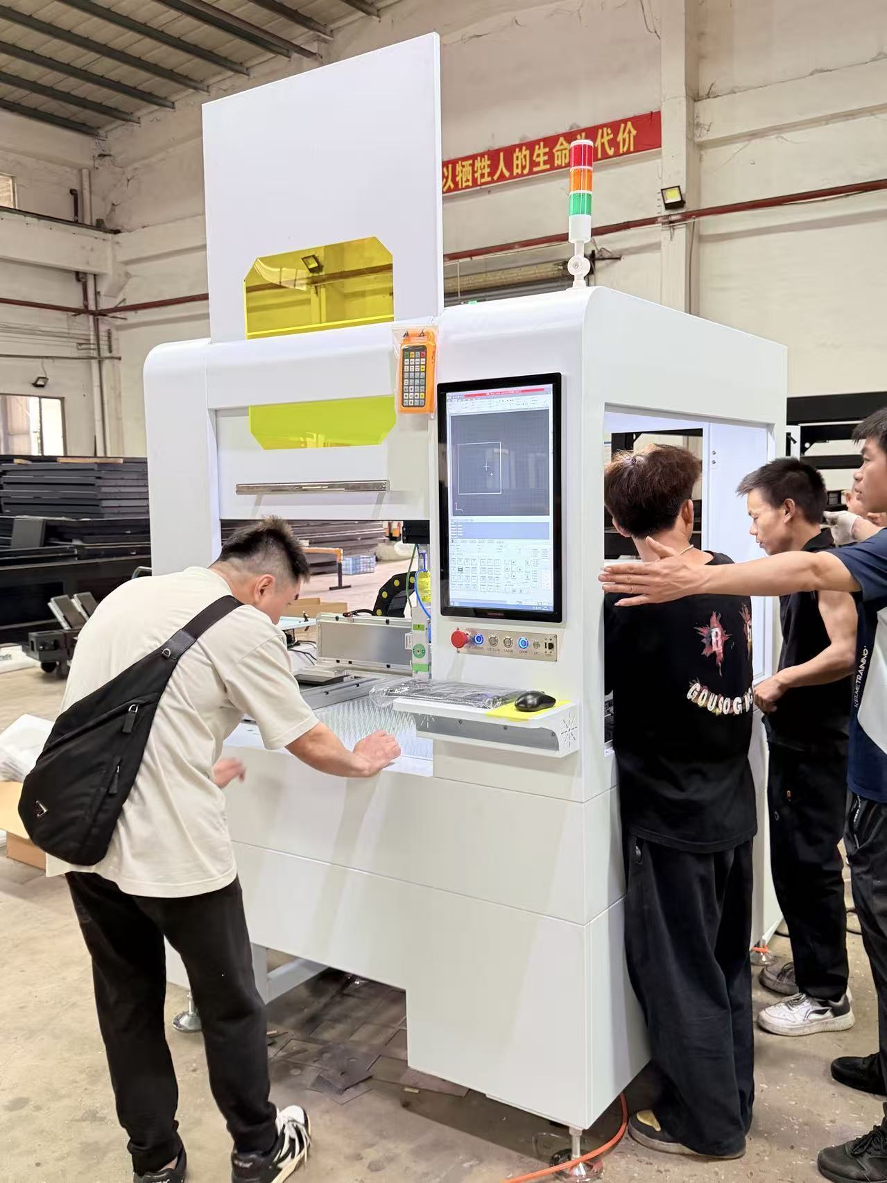 Latest company Cases about Singapore Government Demonstration Project: Compact QH-6060 Precision Laser Cutting Machine for Educational Laser Techno
