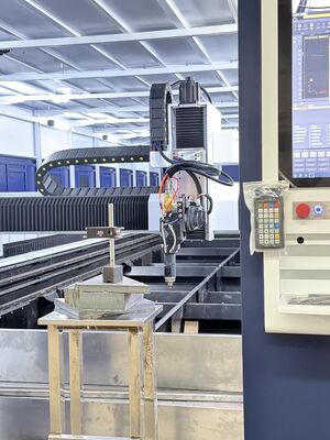 kaufen QH-8025FB Hochleistungsmaschine zum Laserschneiden von Blechmetall Doppeltisch 8000×2500mm online manufacture