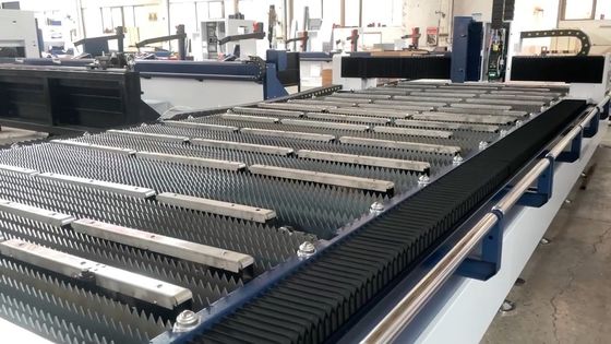 1500W-20KW Laser Sheet Cutting Machine 100m/Min Water Cooling Automatic Material Lifting